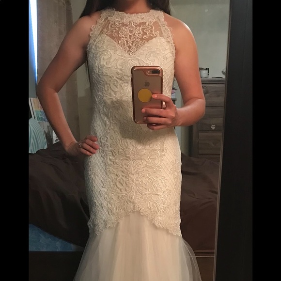 Tadashi Shoji Lace Halter Mermaid Gown - Picture 7 of 8